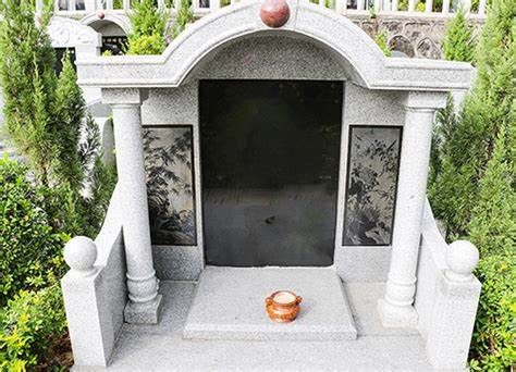 沈阳公墓讲解给先人烧纸是迷信吗？